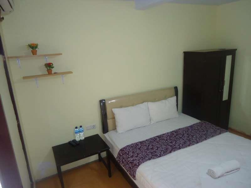 מאלאנג Adel'S Guest House מראה חיצוני תמונה